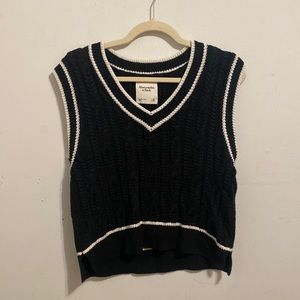 Abercrombie Sweater Vest (XS)